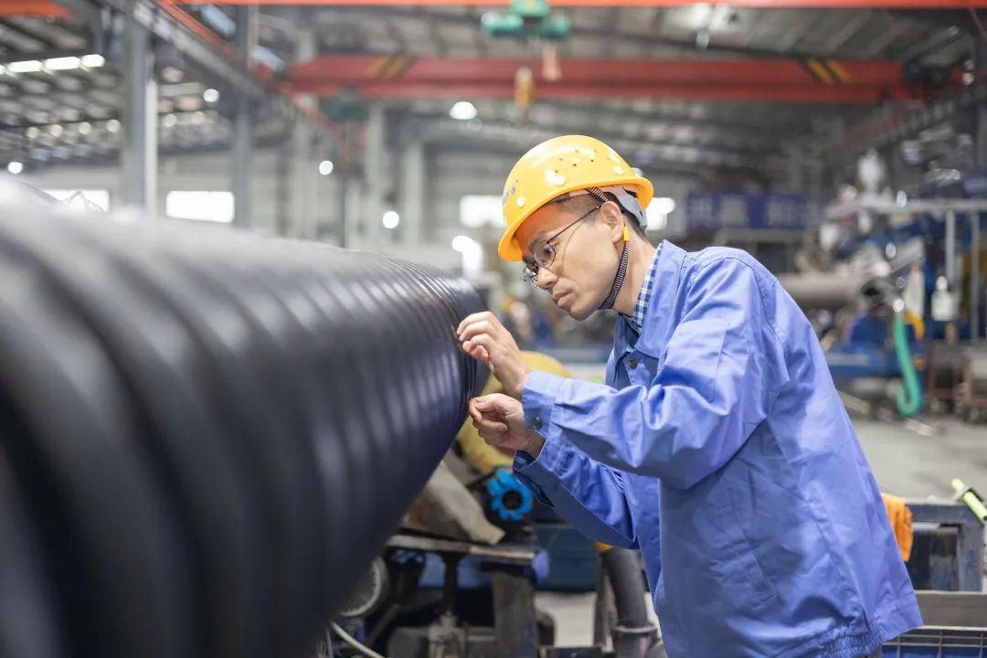 亚通资讯 | 亚通公司党支部书记、营销副总监吴亚平荣获“福清十大工匠”