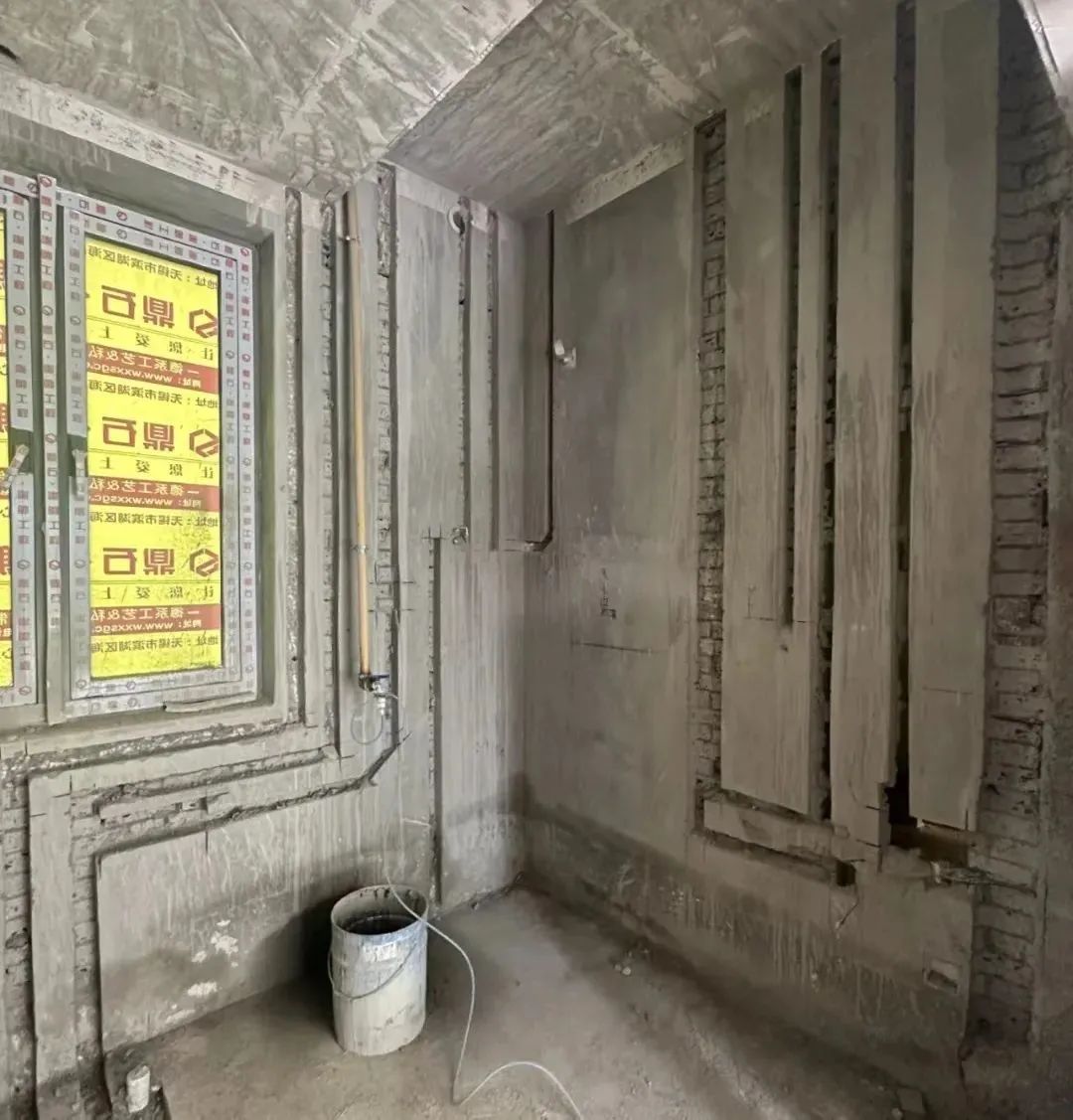 亚通家装课堂 | 装修大实话：水路走顶还是走地，到底哪个好？